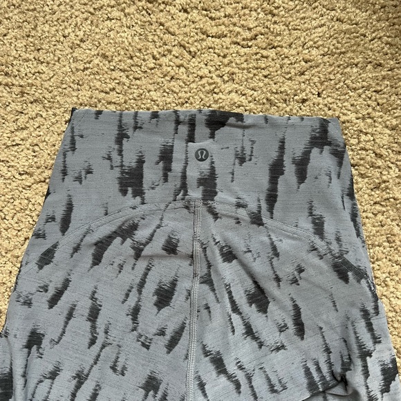 Lululemon InStill High Rise Tight 25” - Picture 3 of 4